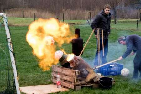 Jubilerend Old & Ni-j knallend het nieuwe jaar in