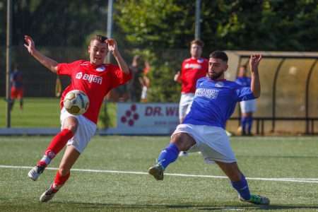 Grol Zat 4 start met gelijkspel 3-3 ( 0-2 )