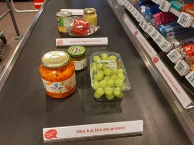Drentse beurtbalkies in de supermarkt. Foto Huus van de Taol
