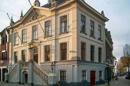 Het stadhuis van Groenlo – onder de stenen van de stad