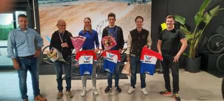 Wielerclub De Stofwolk trots op drie nationaal kampioenen