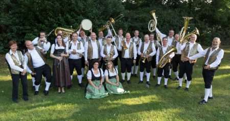 Grenslandkapel presenteert matineevoorstelling “Im Herzen nur die Blasmusik” in De Mattelier