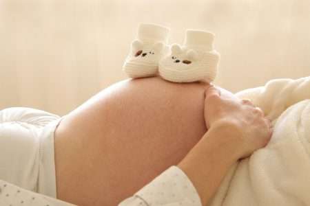 De zorgverzekering en zwangerschap: waar op letten?