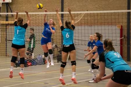 V.V.Grol Dames 1 weet punten in Groenlo te houden!