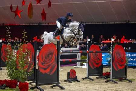 Micky Morssinkhof neemt deel aan Jumping de Achterhoek