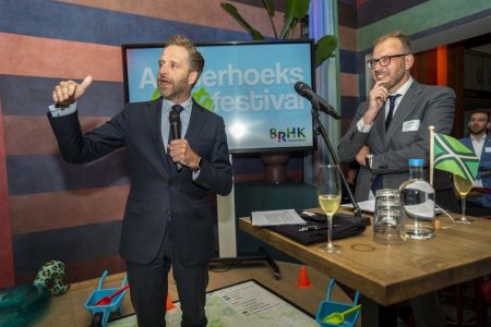 Minister_Hugo_de_Jonge_en_voorzitter8RHK_Mark_Boumans