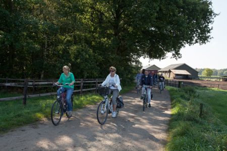 Boerderijenfietstocht, Scholtengoederen Hijink, Aarnink en De Haar