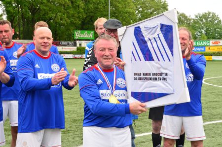 Ewald ‘Hakkie’ Brockötter 50 jaar spelend lid