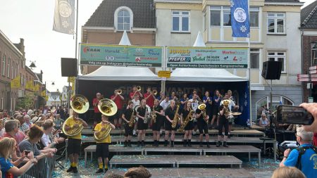 Eierjongens uit Winterswijk winnen Open Achterhoekse Dweilorkesten Kampioenschap