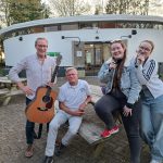 Kronenkamp - foto - Midzomerconcert 2025 - van links naar rechts Theo, Henny, Kyra en Yrzah