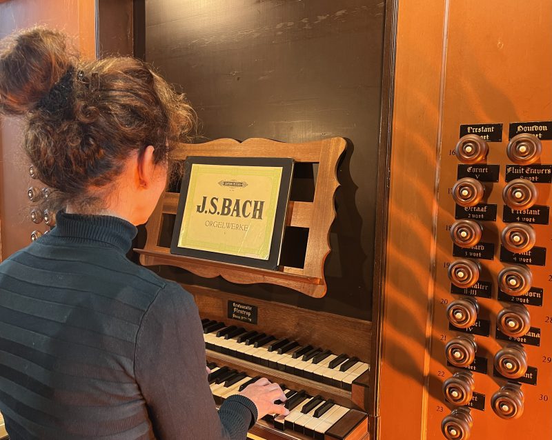 Els Dijkerman speelt werken van G. Böhm en J.S. Bach