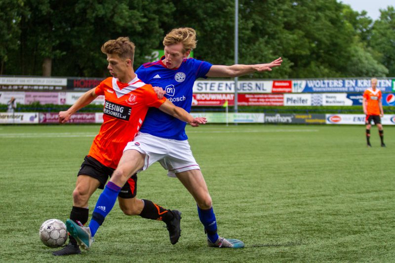 Voetbal Grol 1 - Longa 1 oefenen 0-3-32 (1)