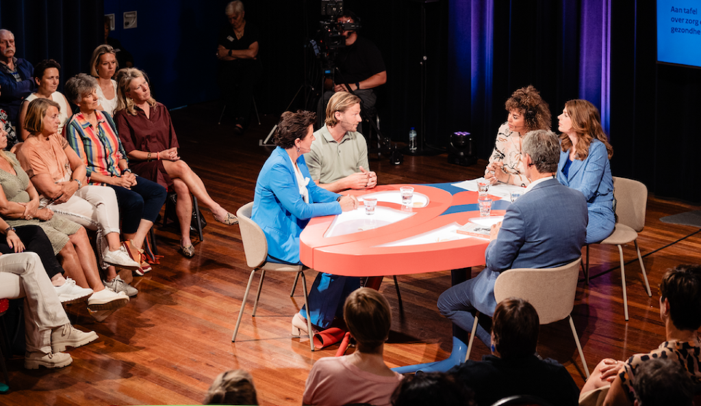 Aan tafel over zorg en gezondheid Marie╠ênvelde_social media