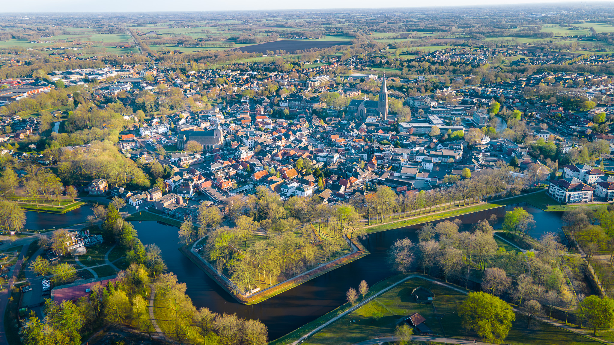Het jaar dat Groenlo stad werd