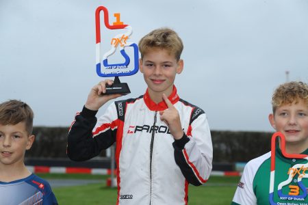 Duuc te Velthuis wint in Strijen nummer 1 op podium