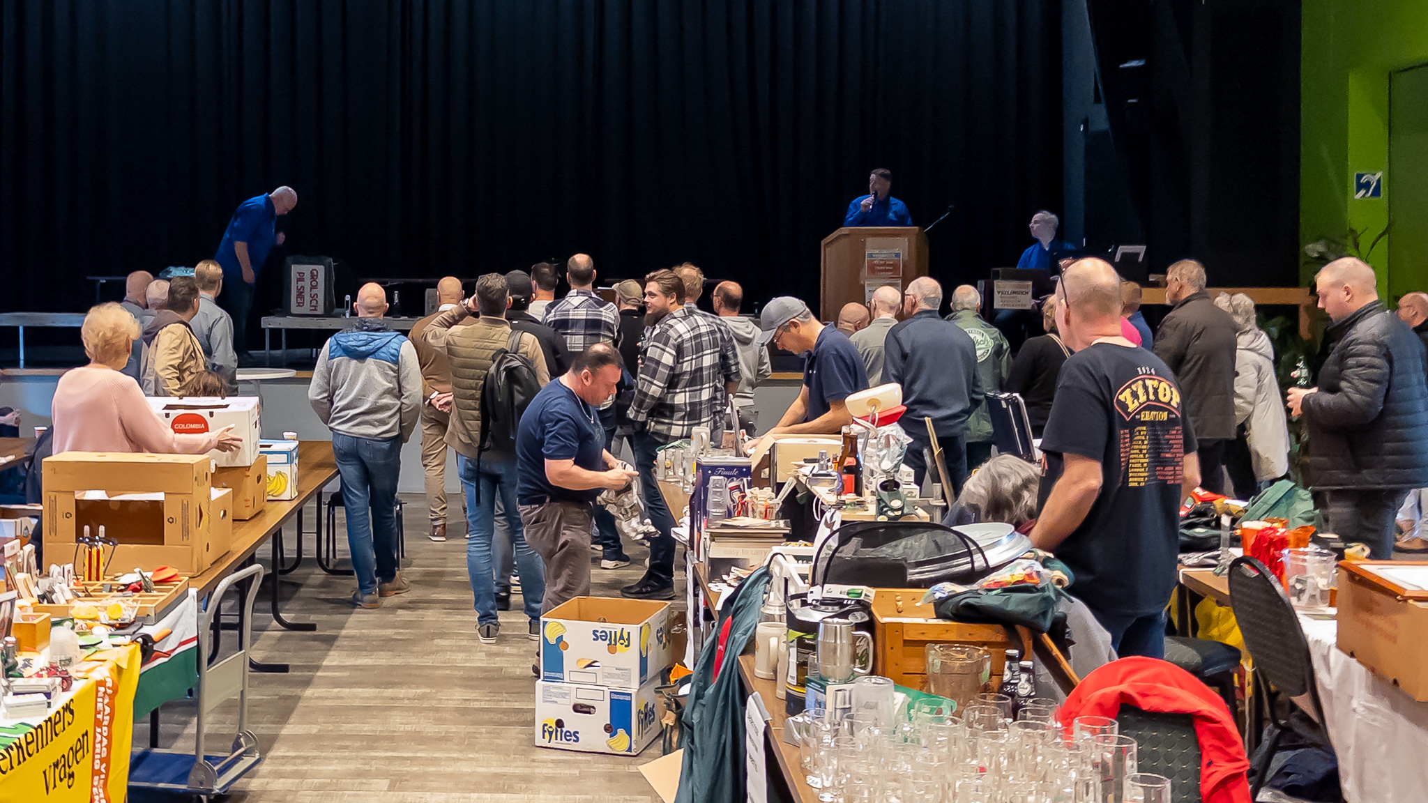 Sfeervolle drukte bij Grolsch Verzamelaarsbeurs in De Mattelier