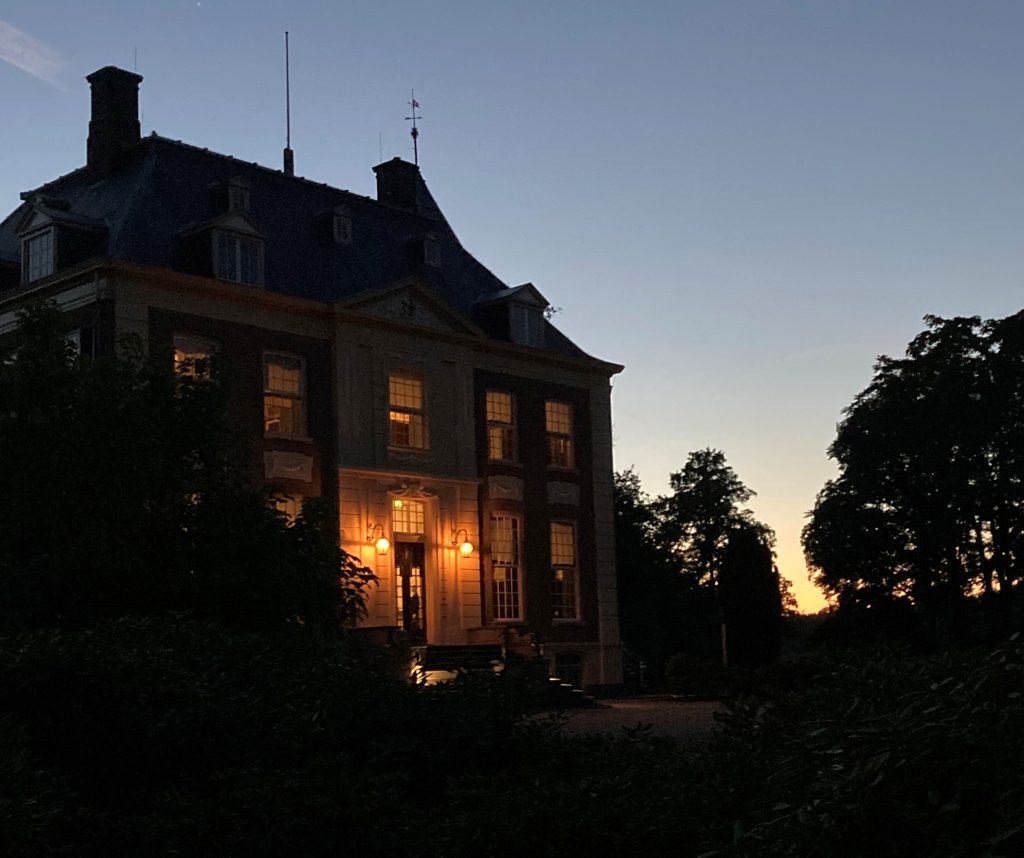 Verwolde-by-night-schuinvoor