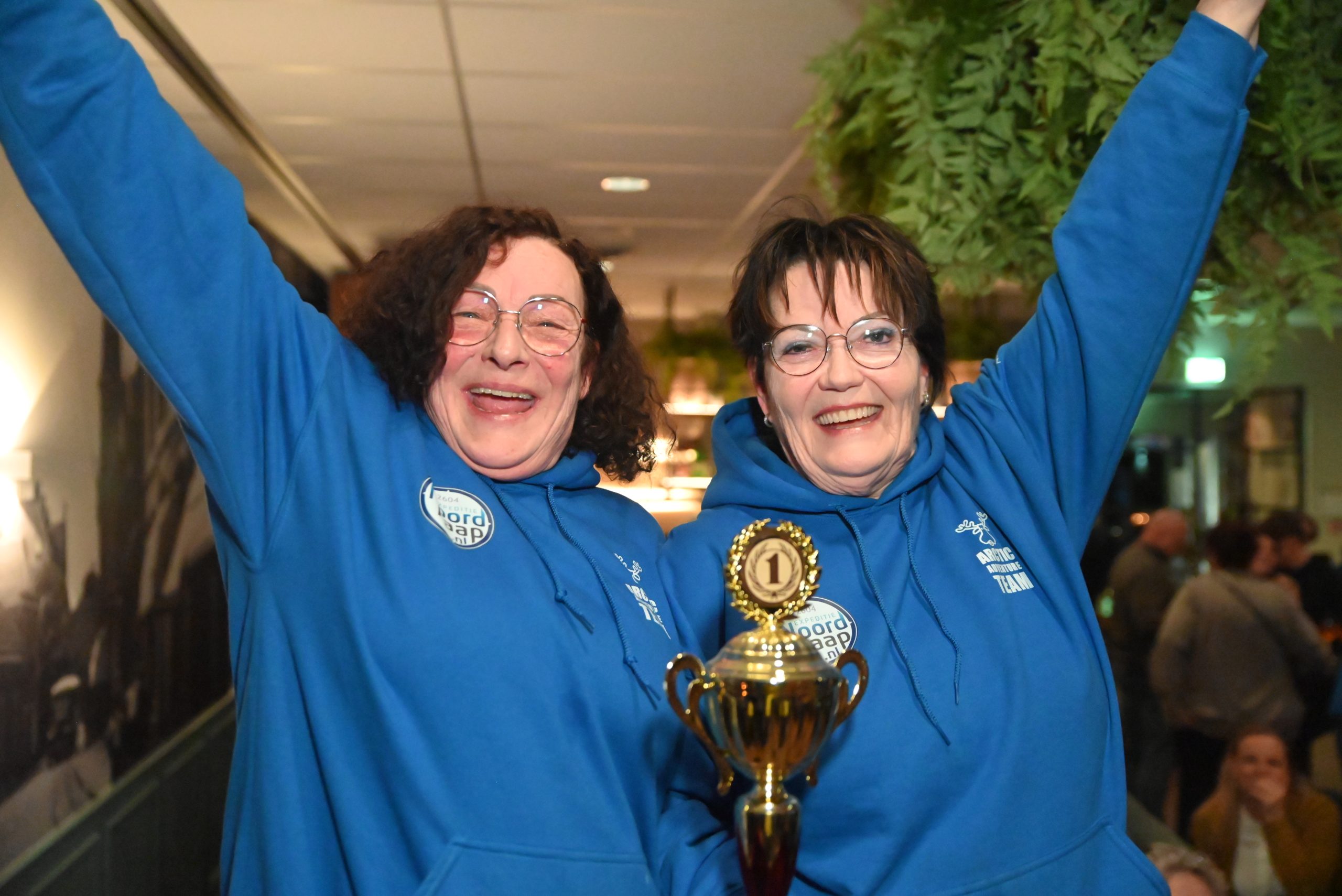 Mirjam en Lia winnen Expeditie Noordkaap 2026