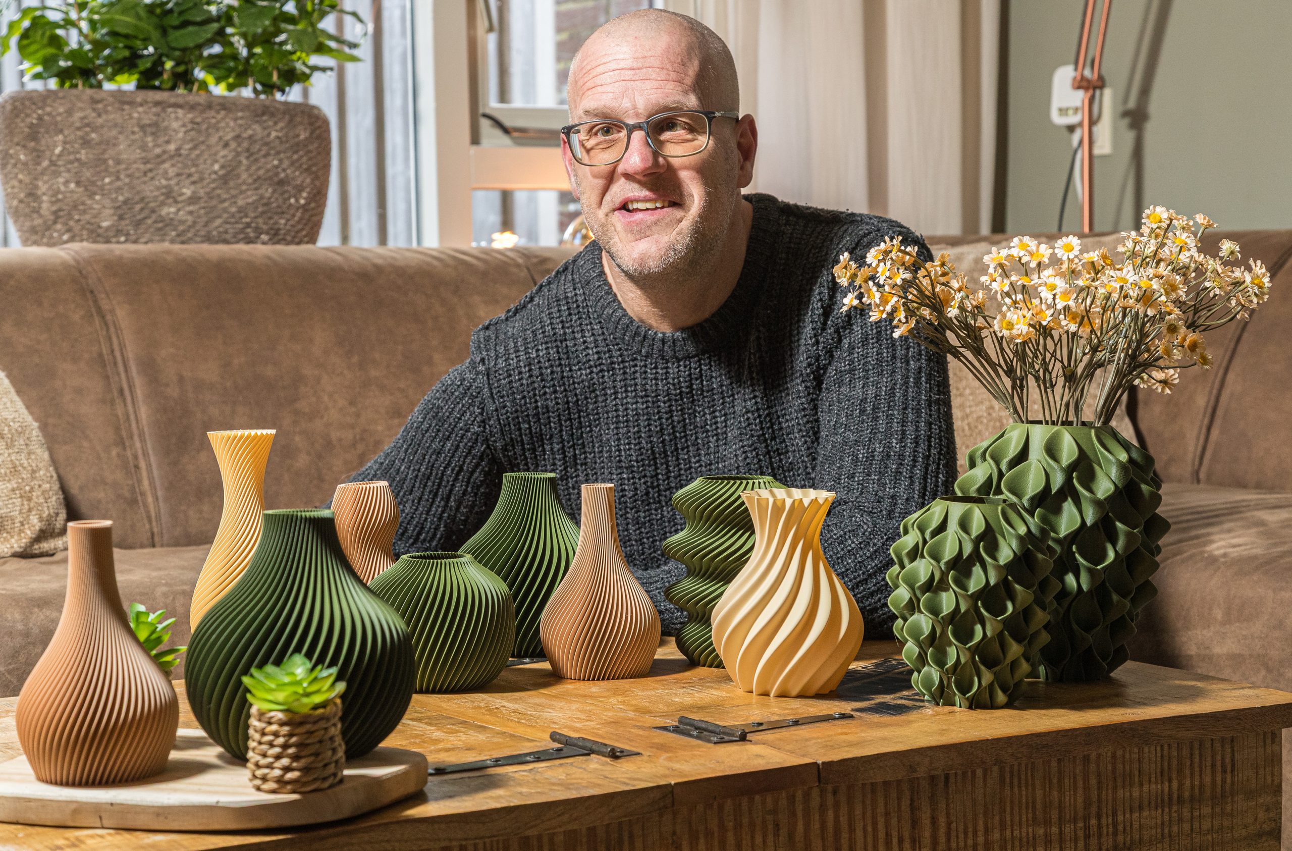 Ondernemer uit Lichtenvoorde ontwerpt designvazen met 3D-printing