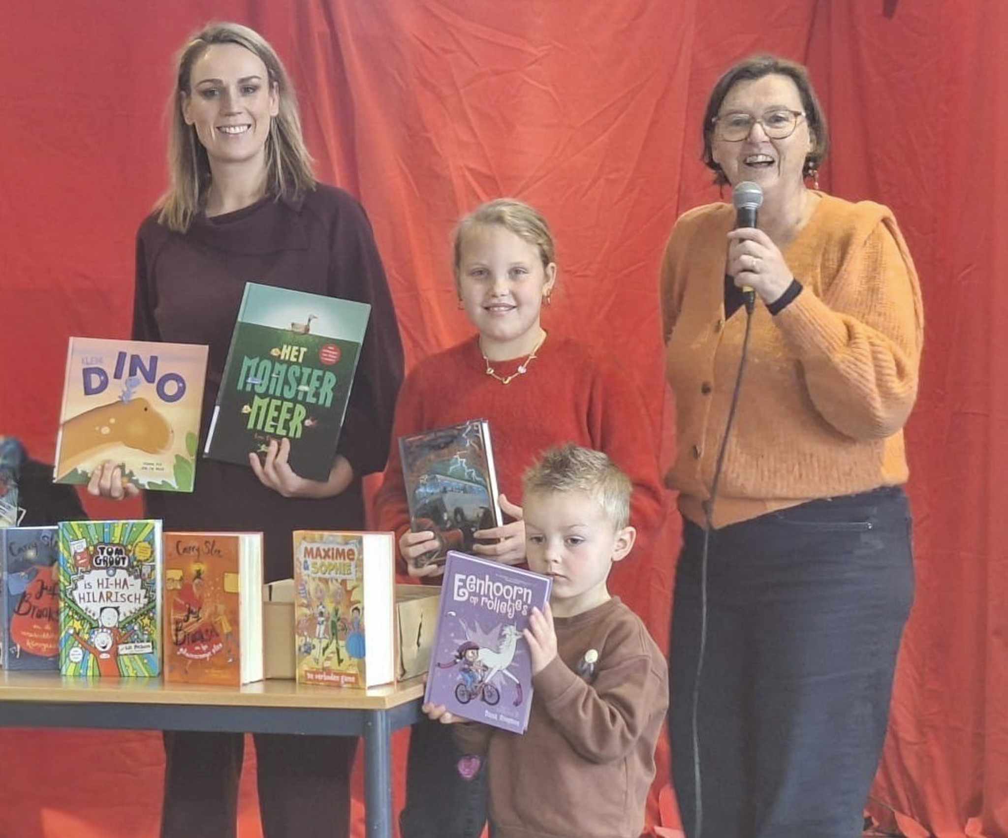 HARREVELD — Nieuwe boekencollectie voor Bibliotheken op School in Oost Gelre