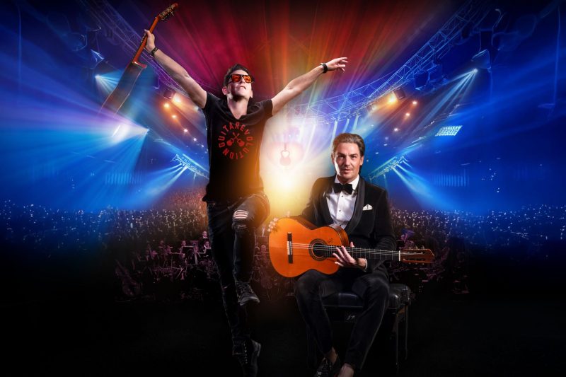 Cafe-del-Mundo-GuitaRevolution-25-26-persfoto-liggend