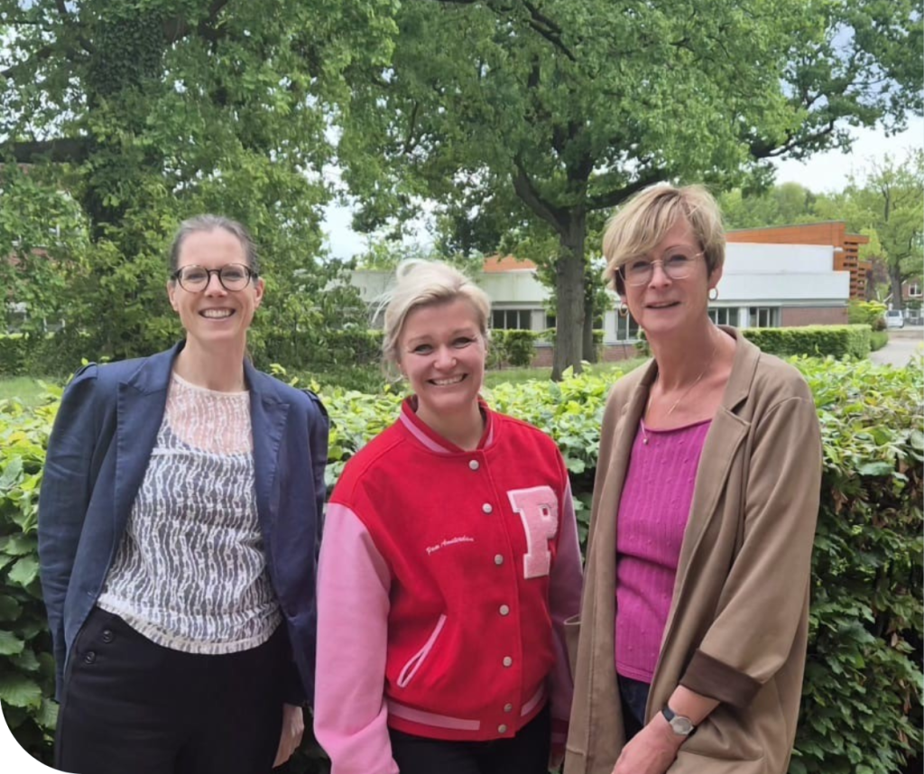 V.l.n.r. Lucie Masen, Moniek Damkot - Rösken en Joke Wieggers
