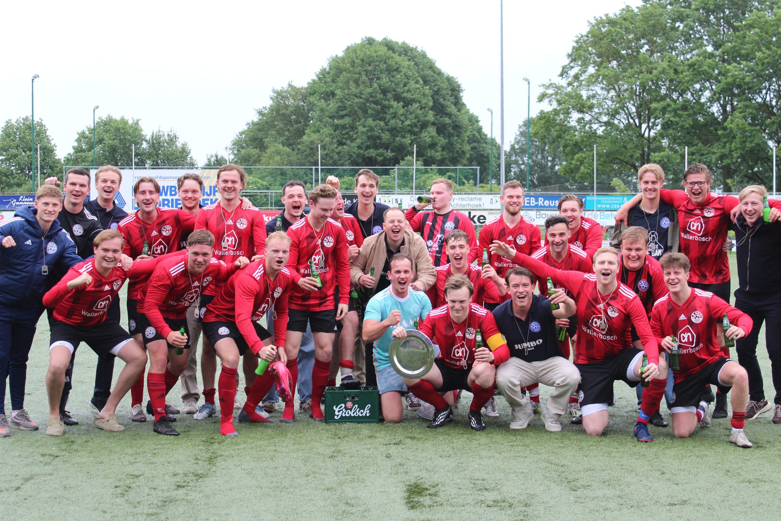 Grol 8 kroont zich tot kampioen na zege op Pax 6