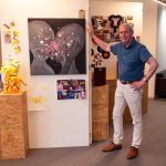 Tentoonstelling eindexamen Beeldende vorming - Wethouder Jos Hoenderboom