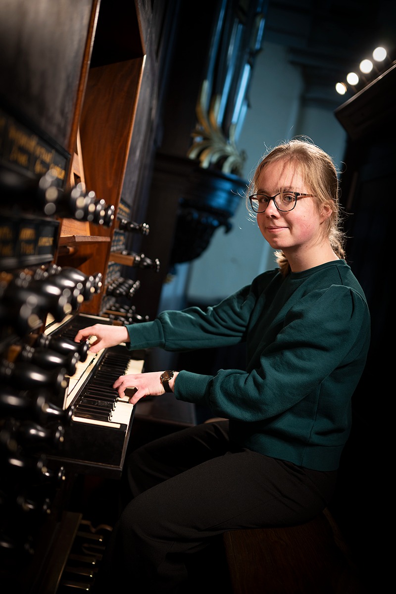 Marktorgelconcert met Annemiek Zeldenrust in Gudulakerk Lochem