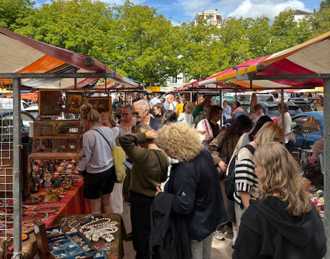 Lochem staat in het teken van antiek en brocante tijdens Montmartre-markt