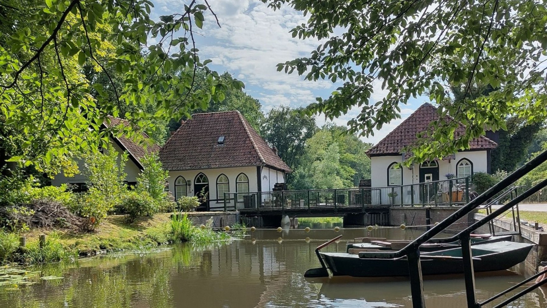 WINTERSWIJK — Winterswijkse klimaatexcursie belicht veranderingen op melkveebedrijf Het Mentink